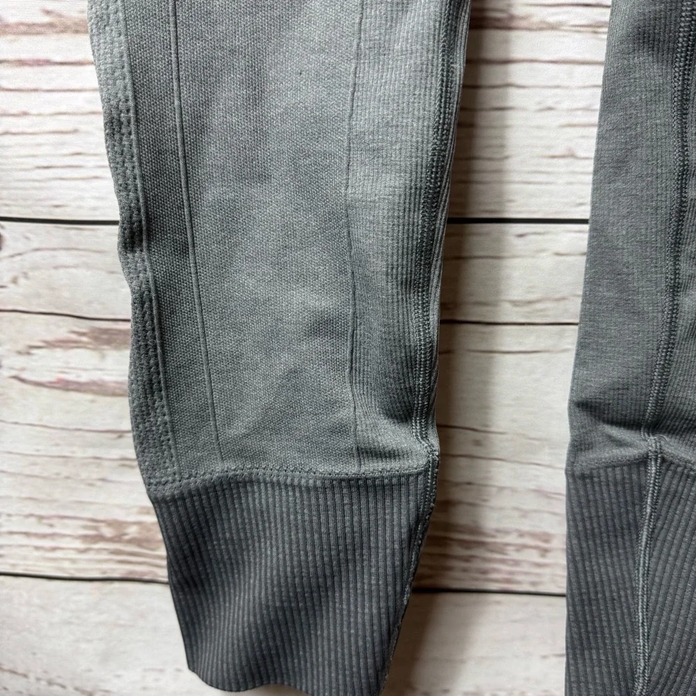 lululemon athletica comfortable gray